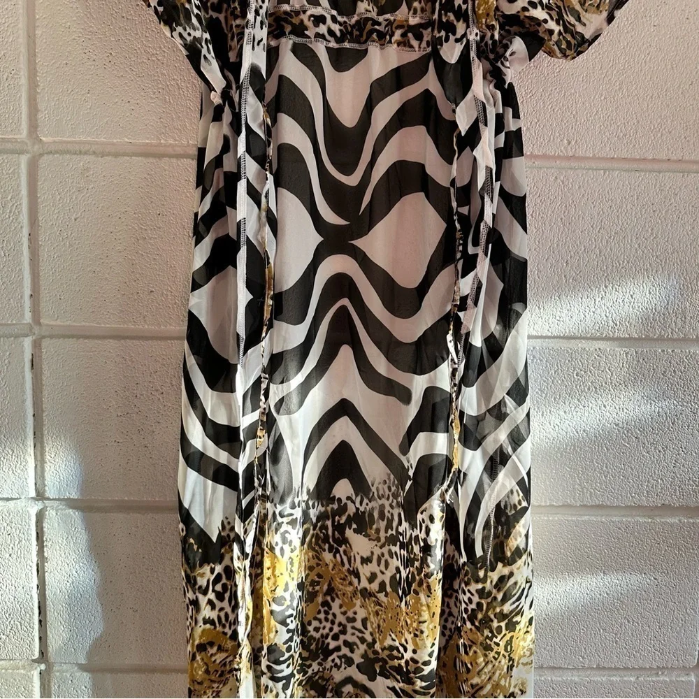 NIB NEW Women’s Maxi CoverUp Tiger Zebra Print Black White Gold TieFront - Picture 6 of 15